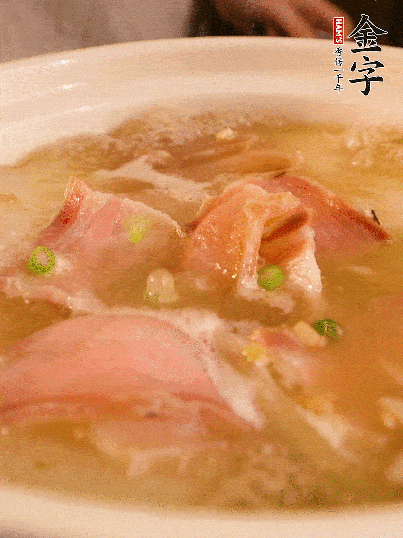 最后撒點蔥花。